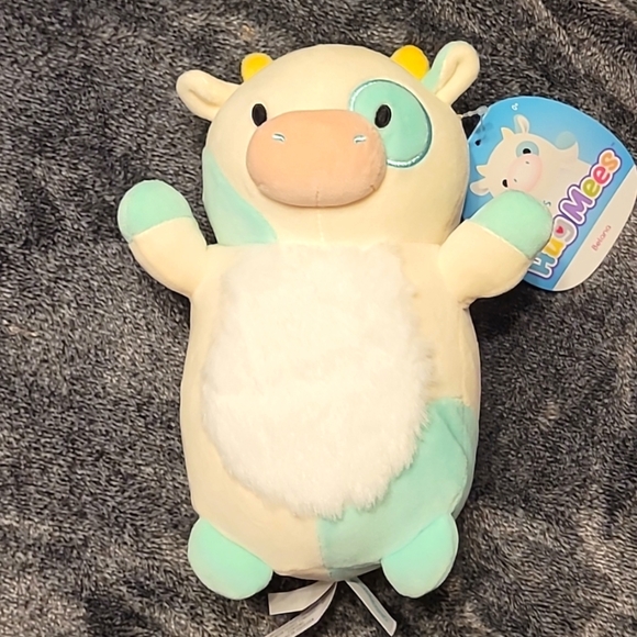 Squishmallows Other - 🎉HP🎉 Squishmallows 10" Belana HugMee